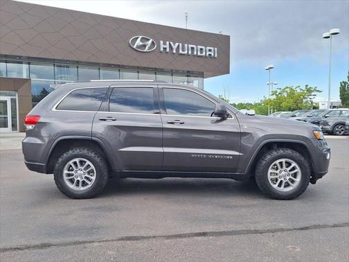 2019 Jeep Grand Cherokee Laredo