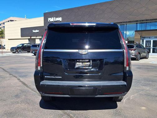 2018 Cadillac Escalade ESV Platinum