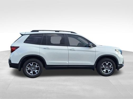 2023 Honda Passport AWD TrailSport