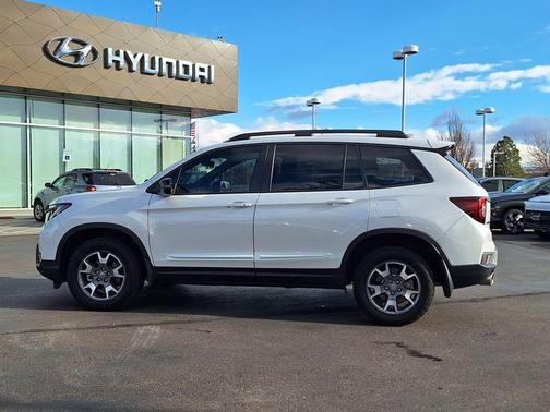2023 Honda Passport AWD TrailSport
