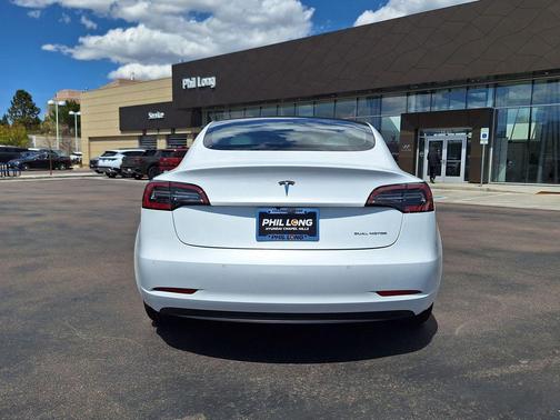 White 2018 Tesla Model 3 Long Range