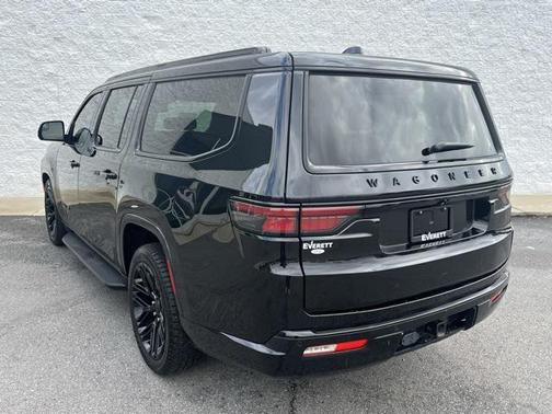 2024 Jeep Wagoneer L Series II Carbide