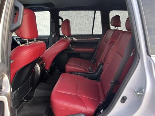 2023 Lexus GX 460 Luxury