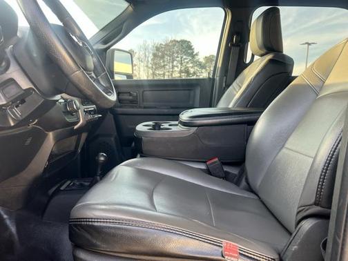 2024 RAM 2500 Tradesman Crew Cab 4x4 6'4' Box