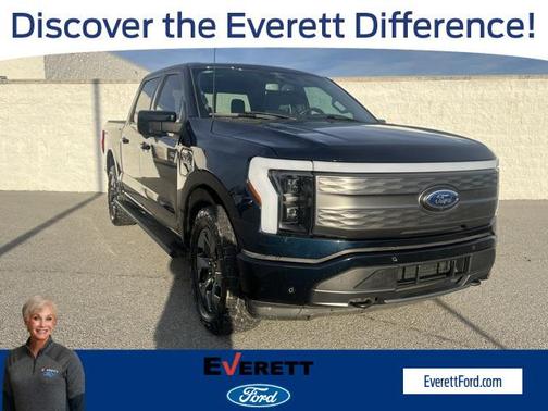 2023 Ford F-150 Lightning LARIAT