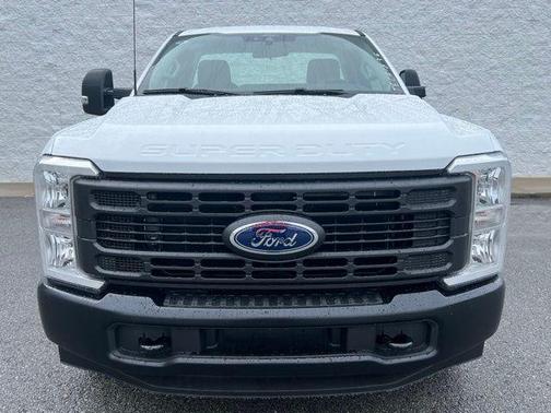 Oxford White 2026 Ford F-250 XL