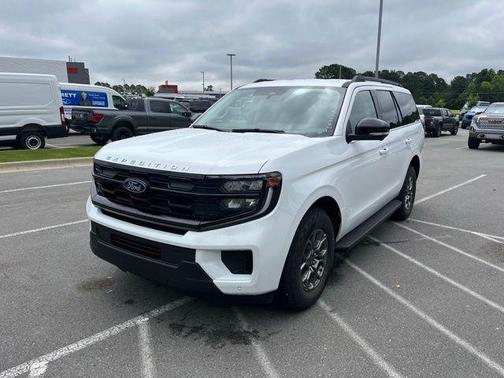 Oxford White 2026 Ford Expedition Active