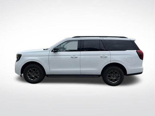 Oxford White 2026 Ford Expedition Active