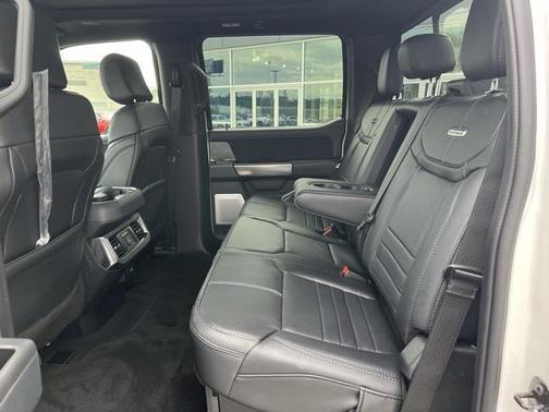 2025 Ford F-250 Platinum