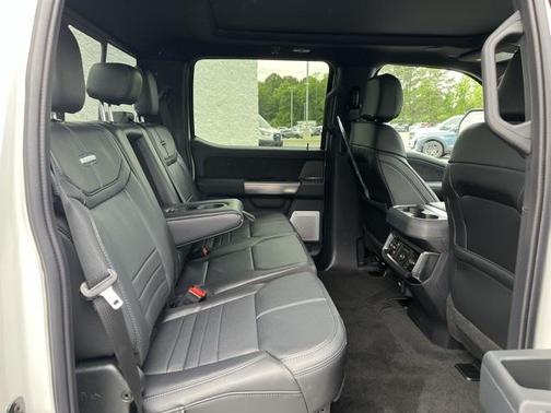 2025 Ford F-250 Platinum
