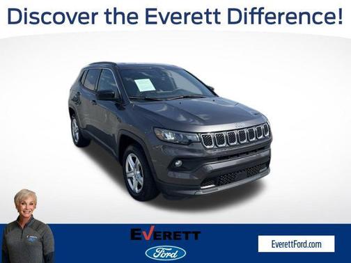 Gray Metallic 2024 Jeep Compass Latitude