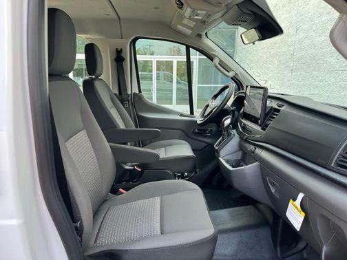 Oxford White 2026 Ford Transit-350 XL