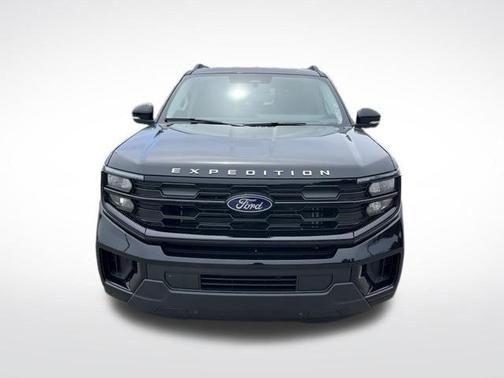 Agate Black Metallic 2026 Ford Expedition Active