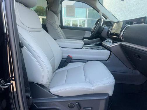 2026 Ford Expedition Max Active 4x4