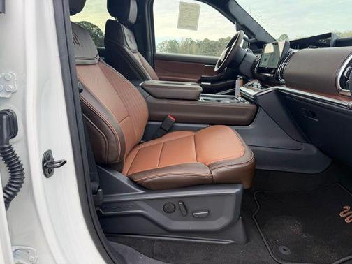 White 2026 Ford Expedition King Ranch