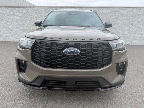 Gray 2026 Ford Explorer ST-Line