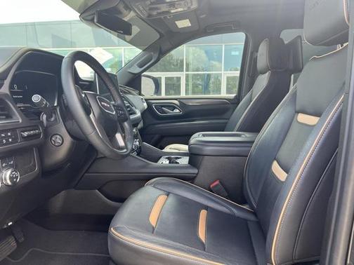 2024 GMC Yukon 4WD AT4