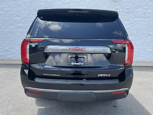 2024 GMC Yukon 4WD AT4