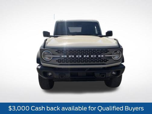 Desert Sand 2026 Ford Bronco Badlands