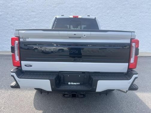 2026 Ford F-250 Platinum