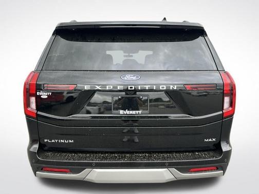 Agate Black Metallic 2026 Ford Expedition Max Platinum