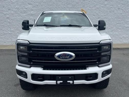 2025 Ford F-250 Platinum
