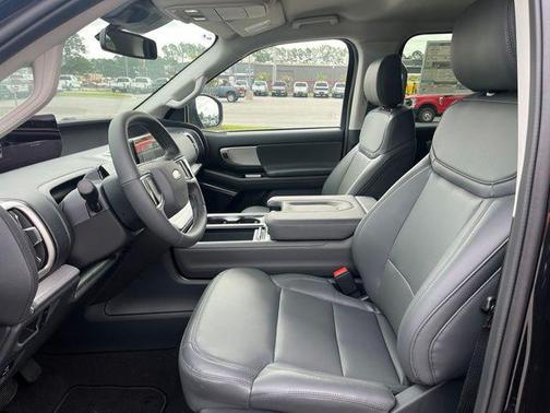 Agate Black Metallic 2026 Ford Expedition Active