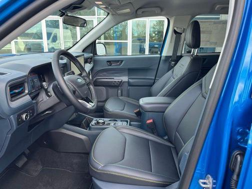 2026 Ford Maverick Lobo Standard