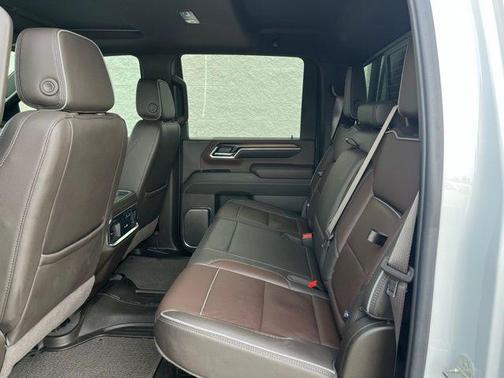 2024 GMC Sierra 2500 Denali