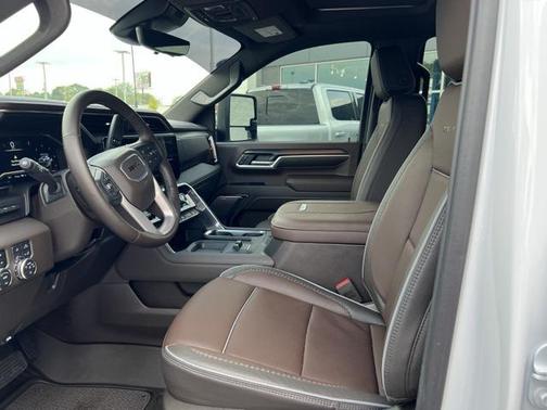 2024 GMC Sierra 2500 Denali