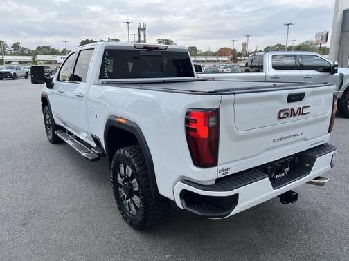 2024 GMC Sierra 2500 Denali