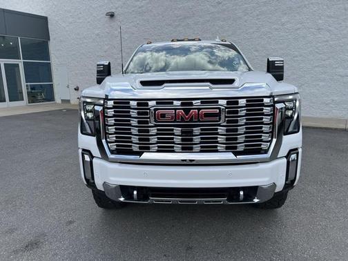 2024 GMC Sierra 2500 Denali