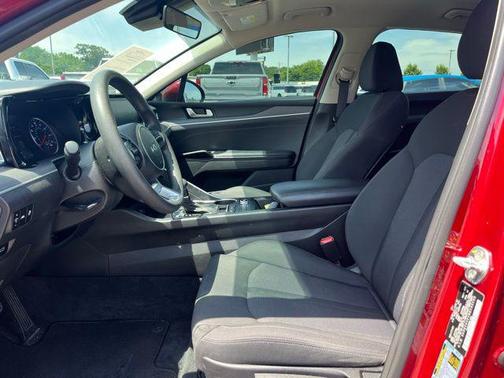 Passion Red 2022 Kia K5 LXS