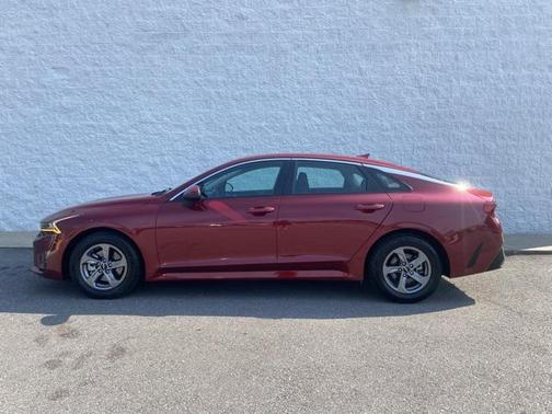 Passion Red 2022 Kia K5 LXS