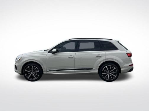 Vicuna Beige Metallic 2023 Audi Q7 55 Premium Plus
