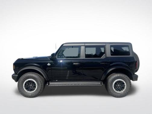 Shadow Black 2026 Ford Bronco Outer Banks