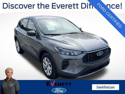 Carbonized Gray Metallic 2025 Ford Escape Active