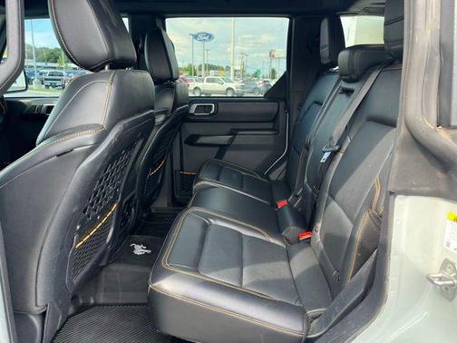 Cactus Gray 2024 Ford Bronco Badlands