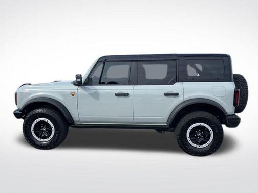 Cactus Gray 2024 Ford Bronco Badlands