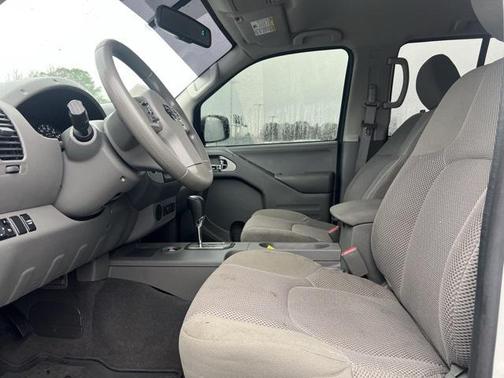 2020 Nissan Frontier SV