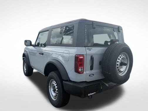 Avalanche 2026 Ford Bronco Base