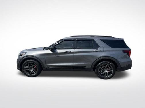 Carbonized Gray Metallic 2025 Ford Explorer ST