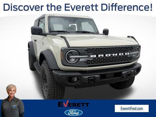 Desert Sand 2026 Ford Bronco Badlands