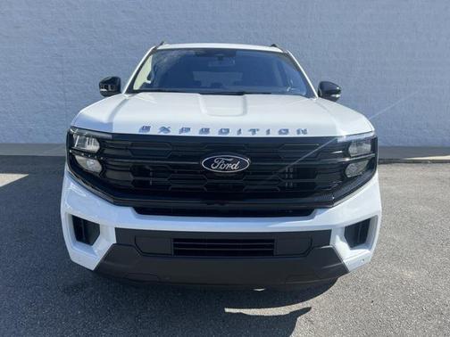 2025 Ford Expedition Max Active 4x4