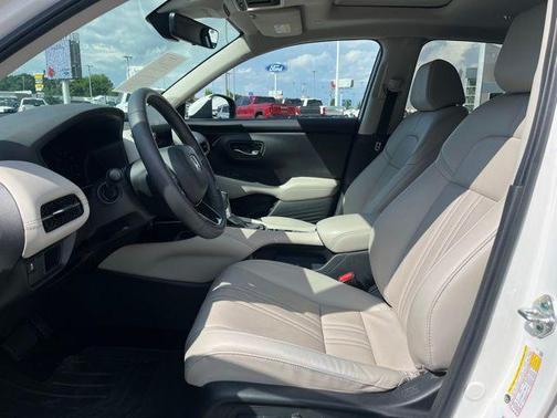 Platinum White Pearl 2024 Honda HR-V EX-L