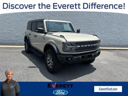 2025 Ford Bronco Badlands
