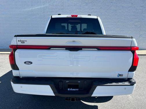 Star White Metallic Tri-Coat 2025 Ford F-150 Lightning Platinum