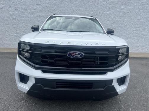 2025 Ford Expedition Max Active 4x2