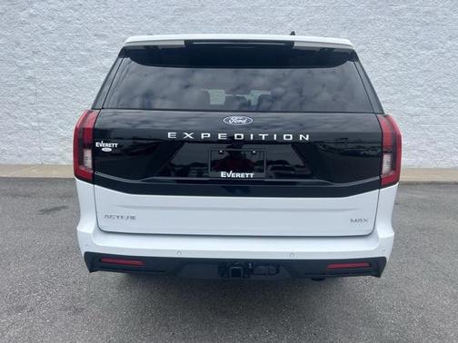 2025 Ford Expedition Max Active 4x2