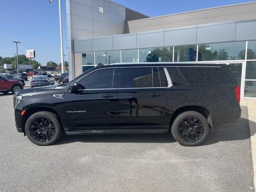 2022 GMC Yukon XL SLE